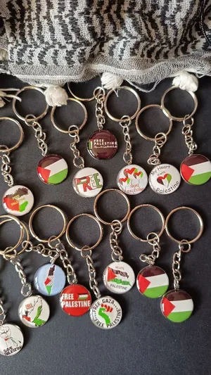 Llaveros con diseño palestino